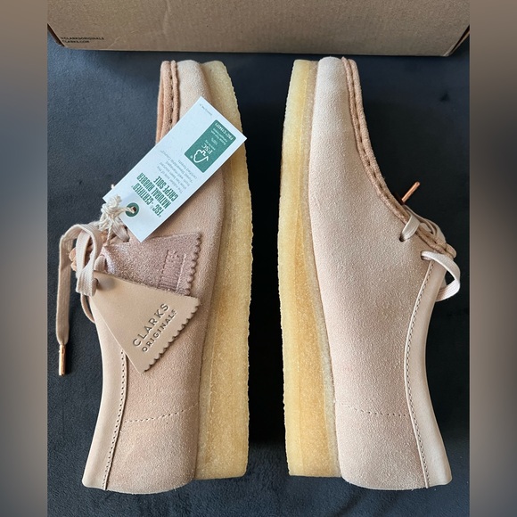 Clarks Wallabees Light Tan Suede - Picture 6 of 12